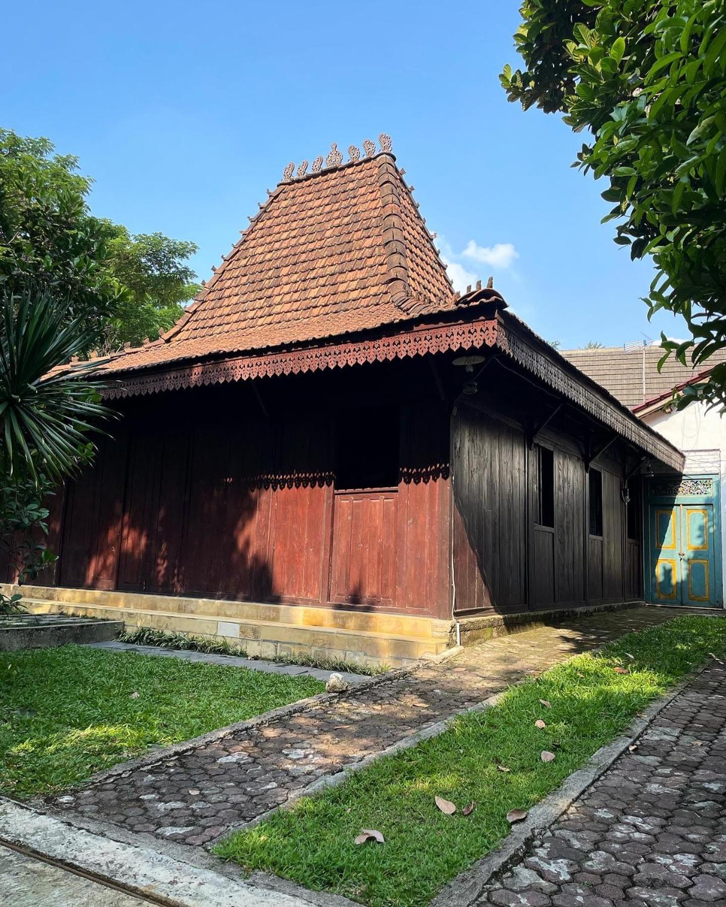Joglo House In By Penggemarlawas Rumah liburan Bogor